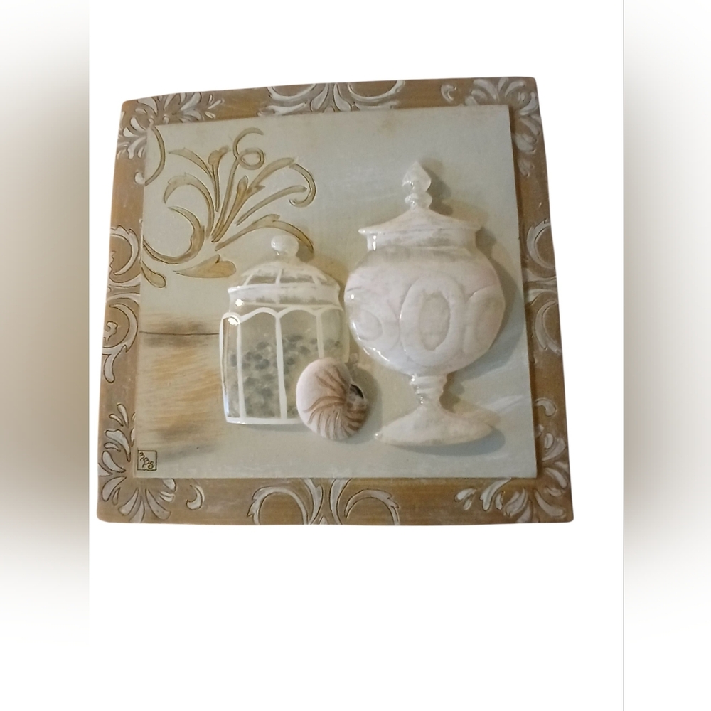 Vintage 3D Wall Decor - Picture 2 of 4